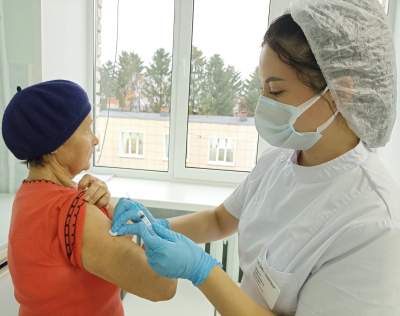 В Хакасию пришла партия вакцины от гриппа на 100 тысяч человек